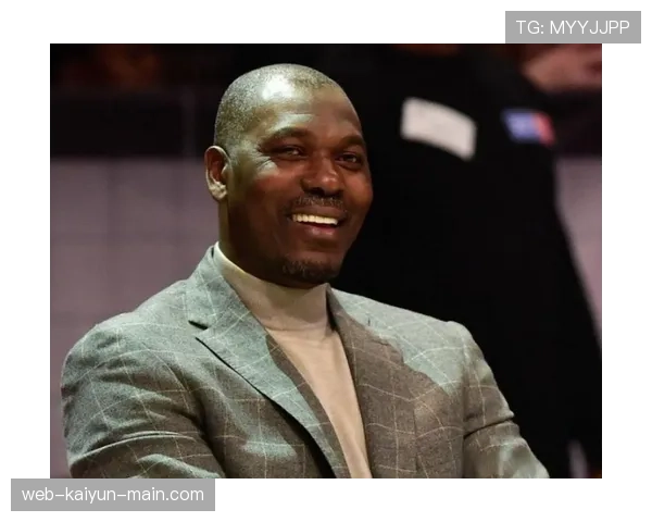 哈基姆·奥拉朱旺内线背身进攻效率远超当代中锋展现统治力