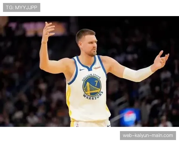 波尔津吉斯挡拆拉开空间提升三分命中率明显优于赛季初