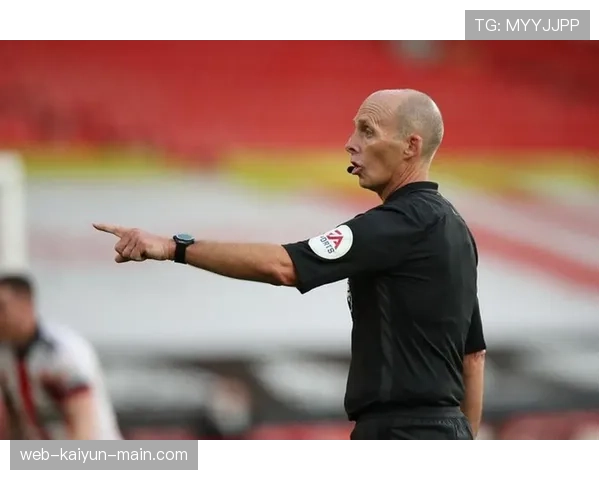 红牌直接判罚的关键规则条件与裁判执行标准解析